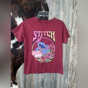 Disney Lilo & Stitch medium (juniors) maroon short sleeve graphic tee